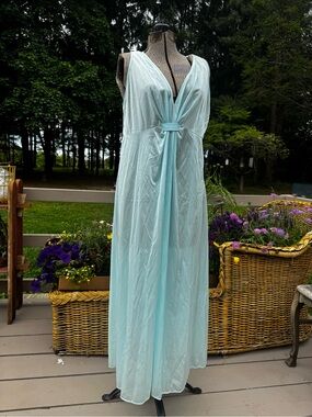 Shear aqua vintage nightgown Velrose - Olga like 60s